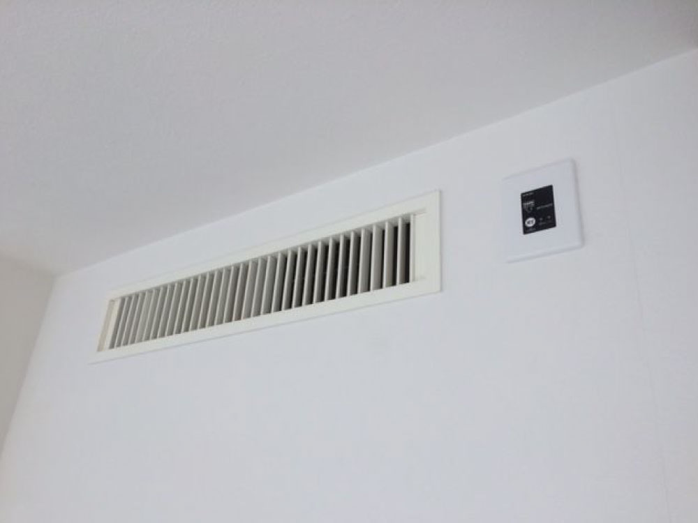 家庭用ビルトイン形の工事事例です 業務用エアコン交換 取り付けはお任せ エアコン総本舗