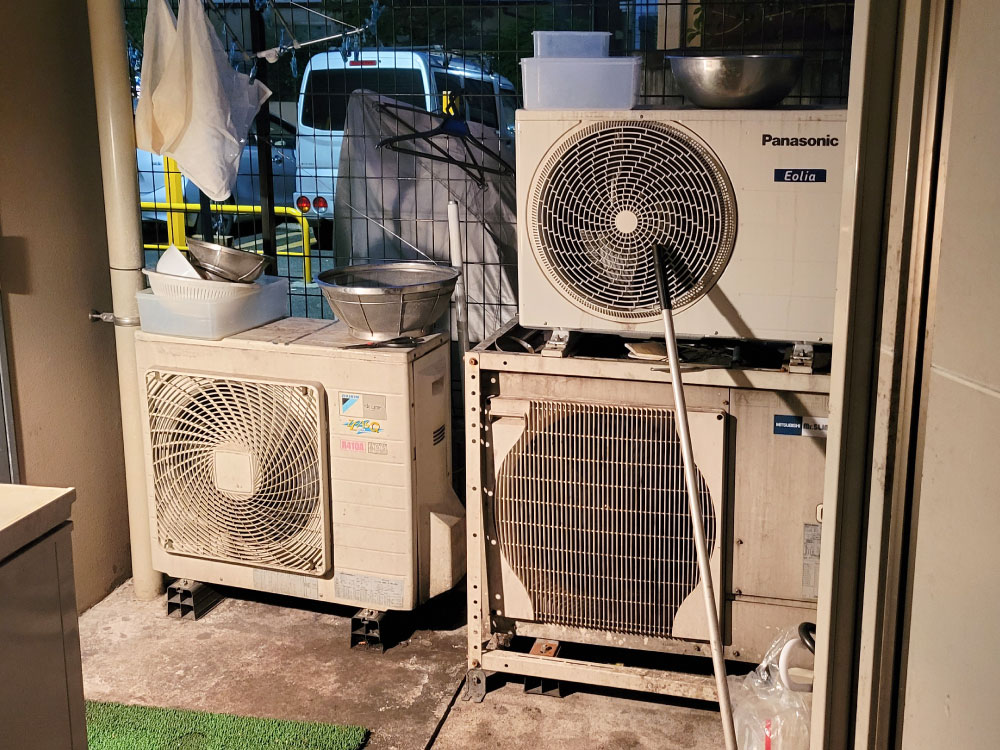 ダイキンエアコン17年式、室外機