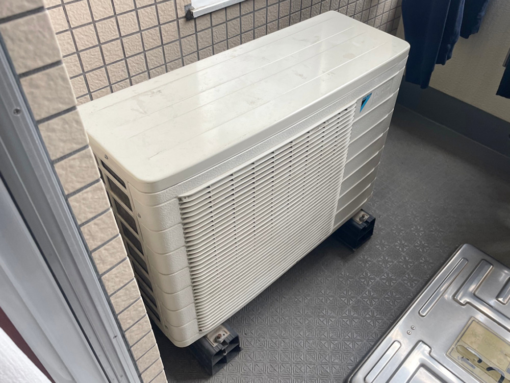 ダイキン製家庭用天井埋め込みエアコン＆東芝製家庭用壁掛けエアコン 