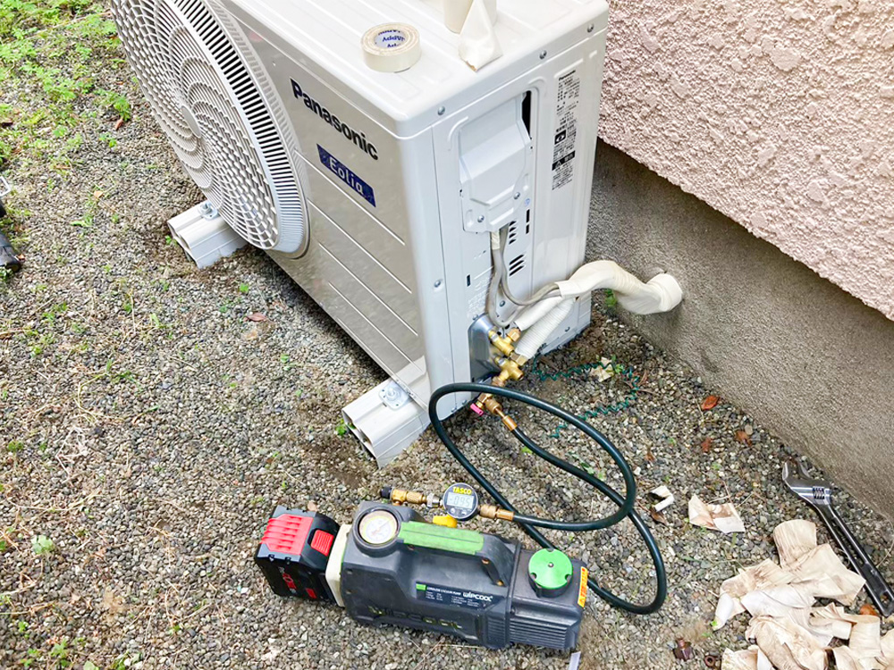 パナソニック製家庭用天井埋め込みエアコン入替え工事｜横浜市 | 業務 
