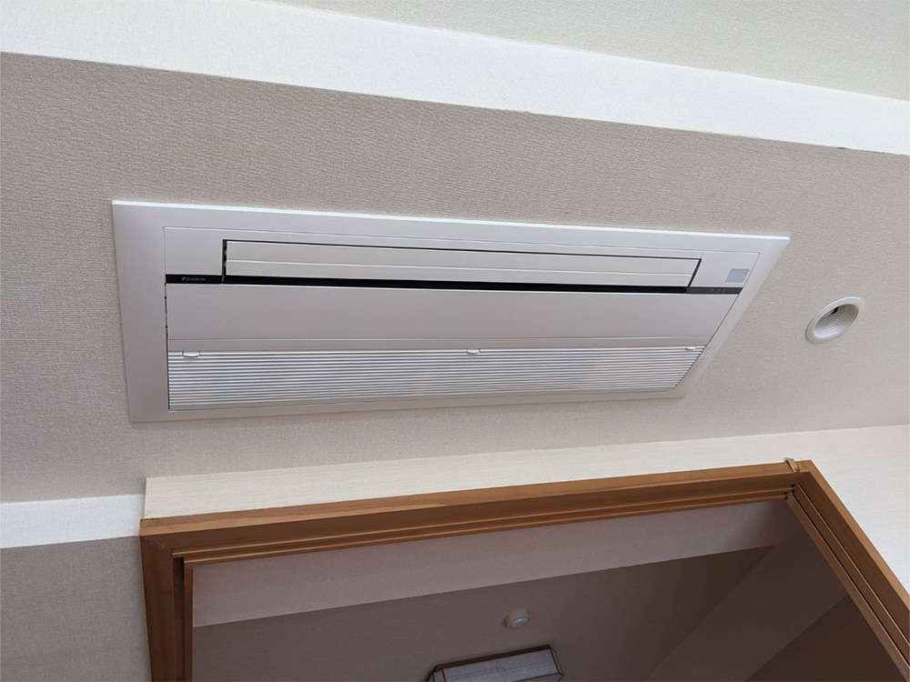 ダイキン製家庭用天井埋込エアコン入替え工事｜練馬区 | 業務用 