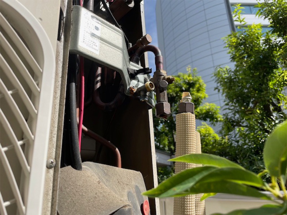 既存室外機配管取り外し