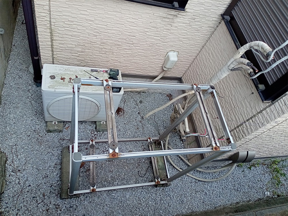 既存室外機撤去