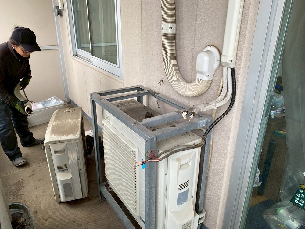 既存室外機撤去