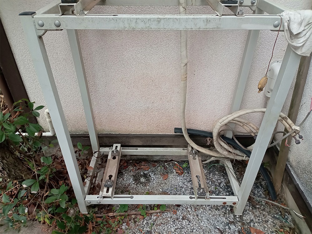 既存室外機撤去