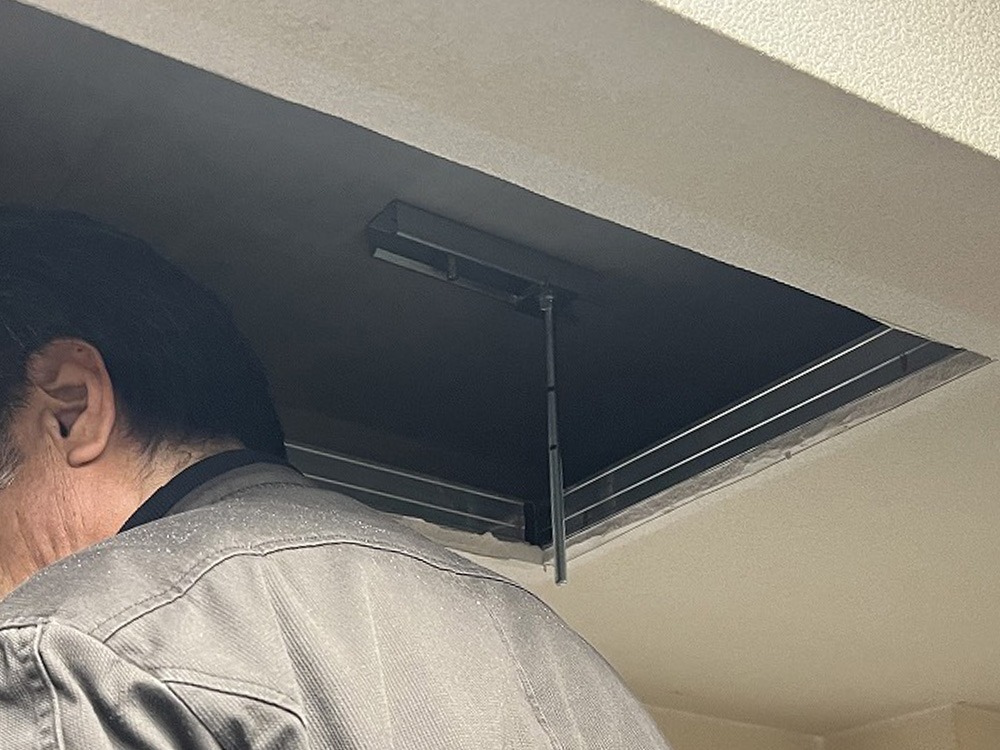 ダクター+吊りボルト設置①