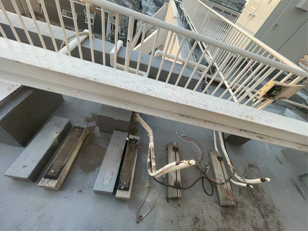 既存室外機DE撤去