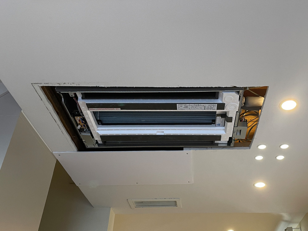 新規室内機吊り込み②