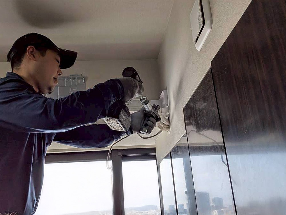 室内機B側既設配管是正