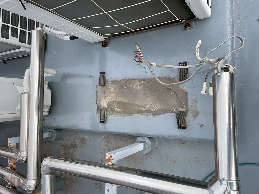 既存室外機撤去