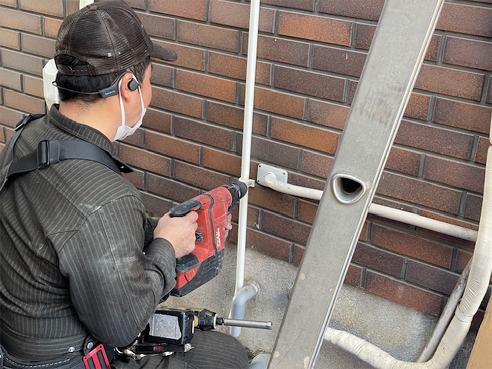 室外機側ドレン管設置②