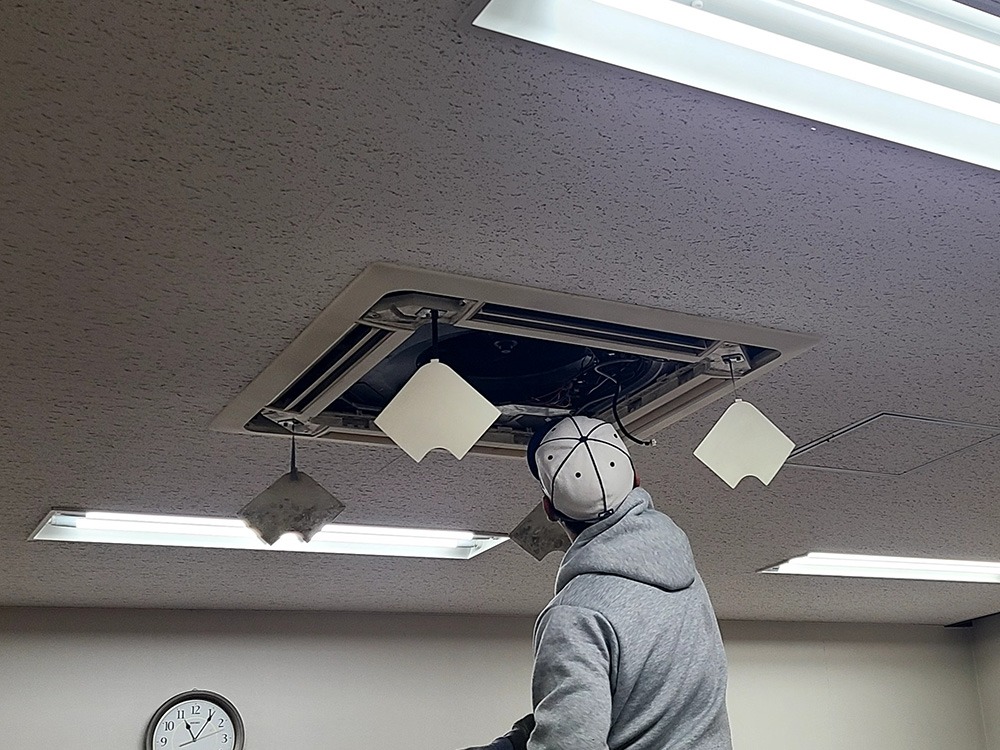 既存室内機撤去①