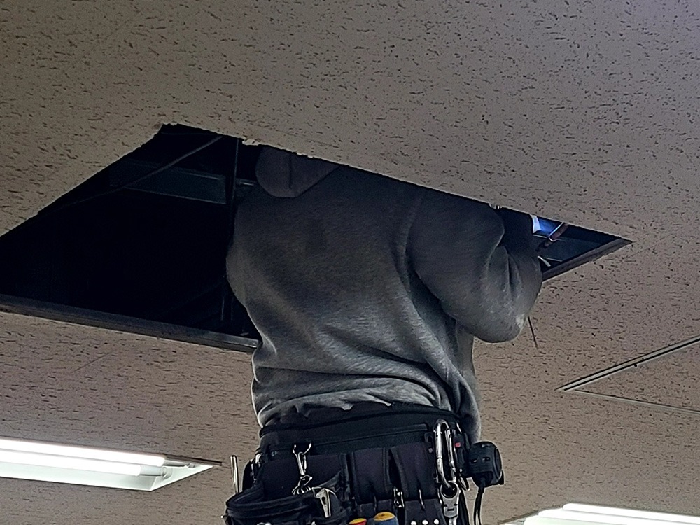 室内機側既存配管是正