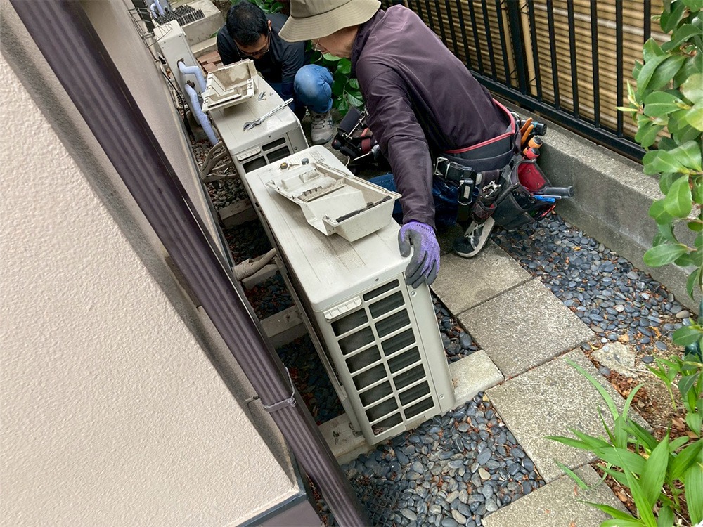 既存室外機A＆BC撤去①