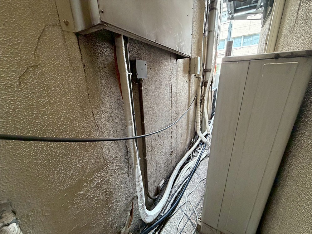 室外側新規配管ルート