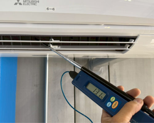 冷房吹き出し口温度テスト